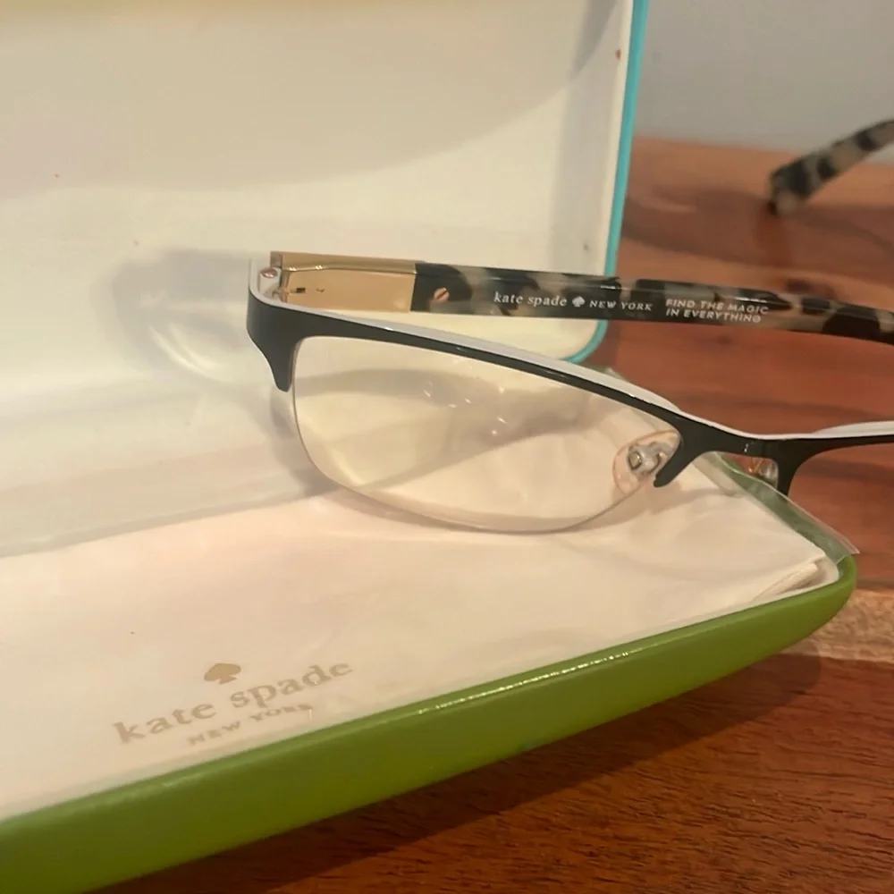 Kate Spade luxury designer glasses with case